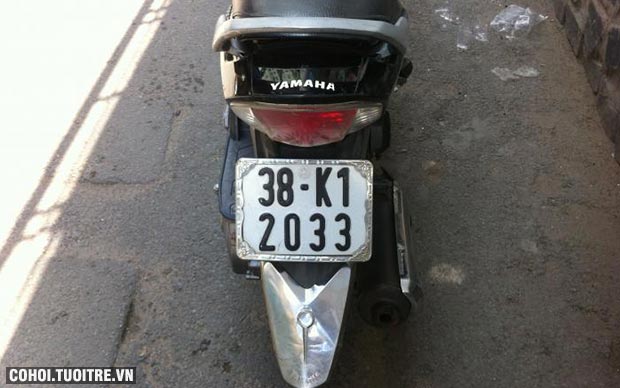 Xe Yamaha Nouvo 3, màu đen, bánh mâm