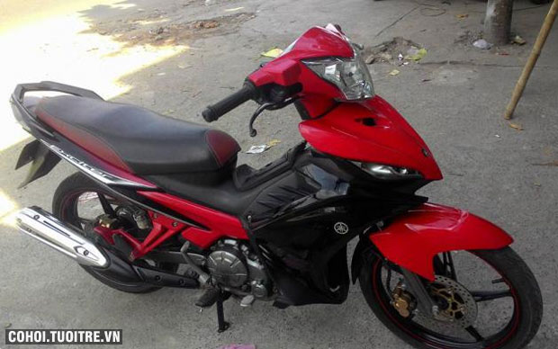 Xe Yamaha Exciter 135cc côn tay đời 2012 màu đỏ