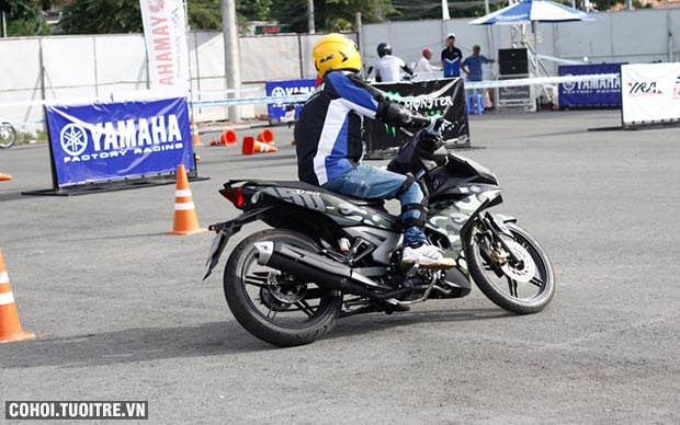 Trải nghiệm lái thử xe côn tay tại sự kiện Y-Motor Sport