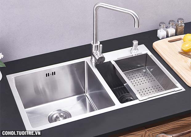 Vòi rửa bát inox 304 Eurogold EUF015M - Ảnh 3