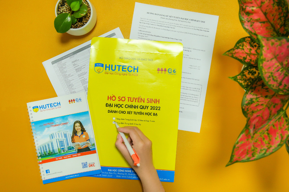 HUTECH chính thức nhận đăng ký xét tuyển học bạ 2022 từ 15-2 - Ảnh 2