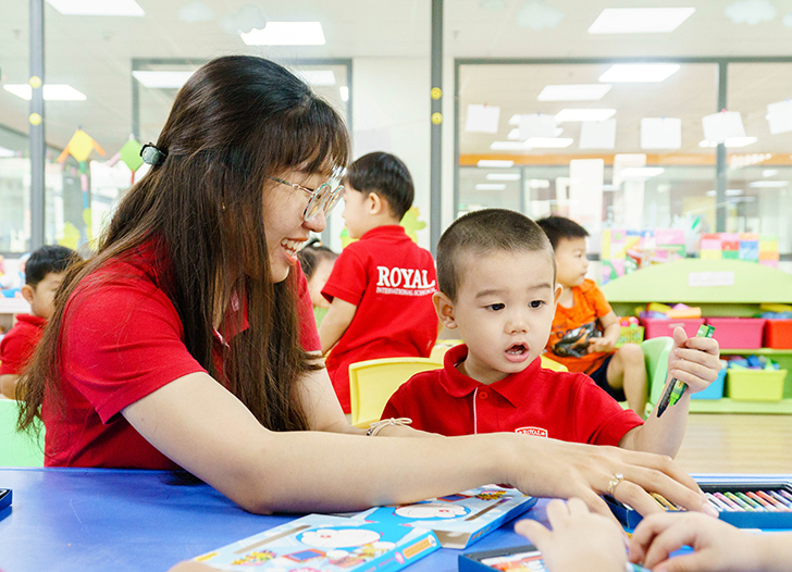 Royal School Phú Lâm đón trẻ mầm non với mức ưu đãi học phí lớn - Ảnh 4