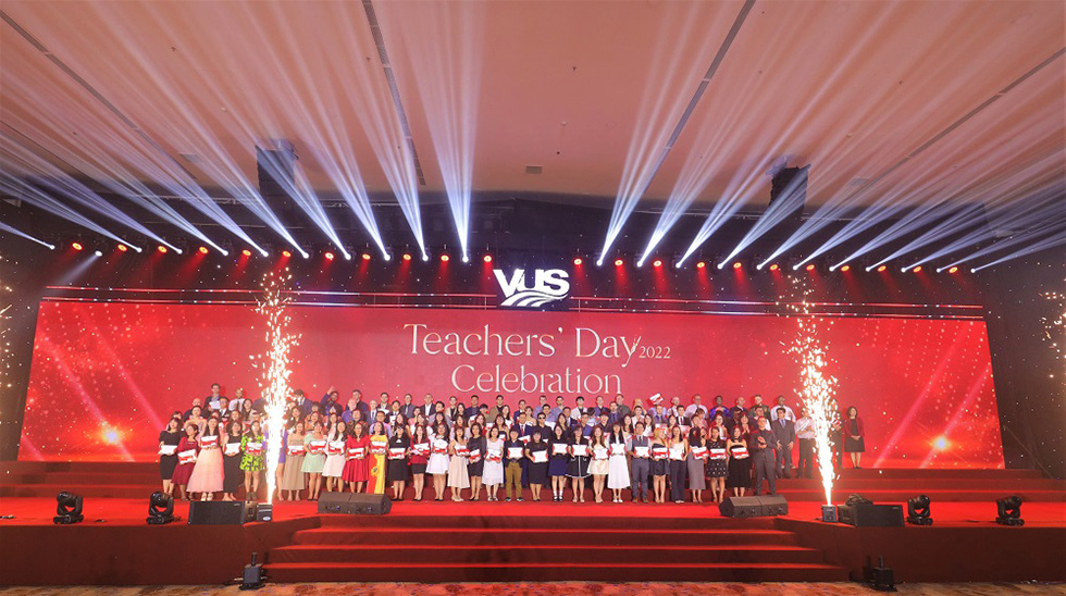 Tôn vinh những ′đại sứ kết nối′, VUS tổ chức lễ tri ân hơn 1.300 giáo viên - Ảnh 2