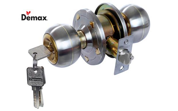 Xả kho khóa cửa tay nắm tròn Demax LK800 PB giá 195.000đ
