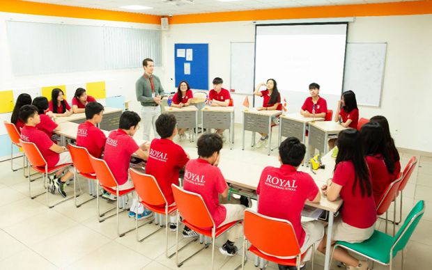 Royal School 'nâng cánh ước mơ' với môi trường giáo dục chuẩn quốc tế